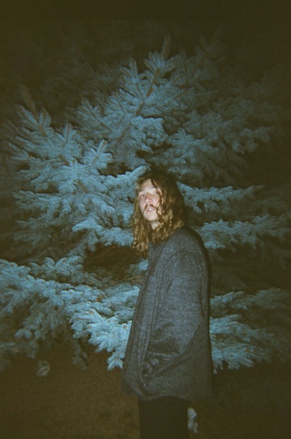 Syler Dane performing